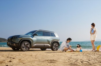 十万热爱·共同解答，方程豹汽车10万台交付达成